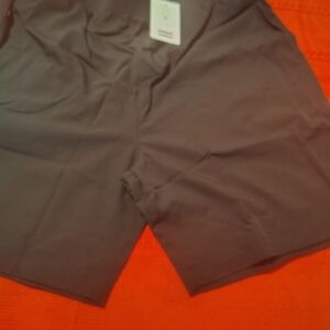 Men's Black Shorts With Zipper Pockets